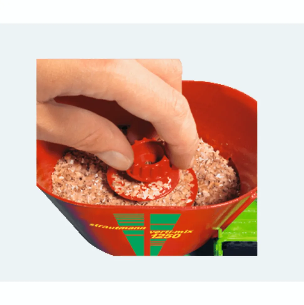 Przyczepowy mieszalnik do pasz